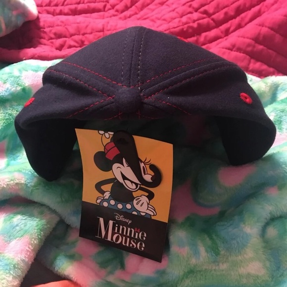 Minnie Mouse hat - Picture 2 of 3